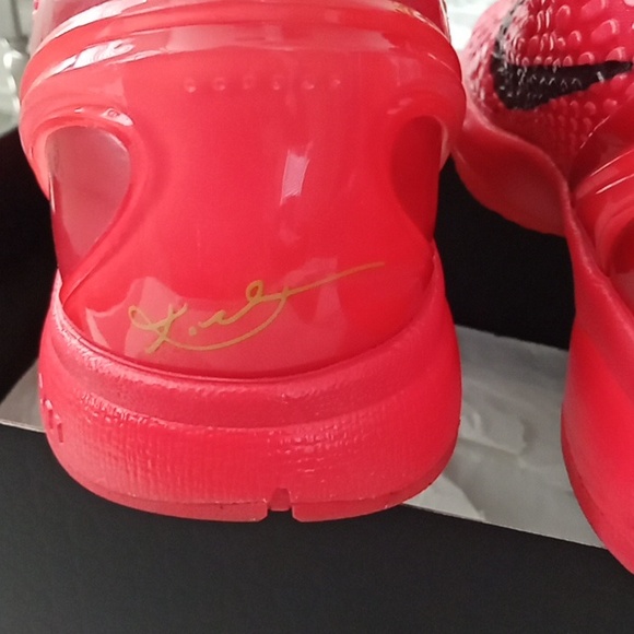 Kobe 6 Reverse Grinch Protro - Picture 10 of 13